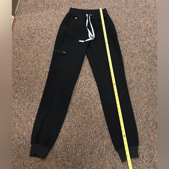 Figs Ladies scrubs .Drawstring - Picture 4 of 5